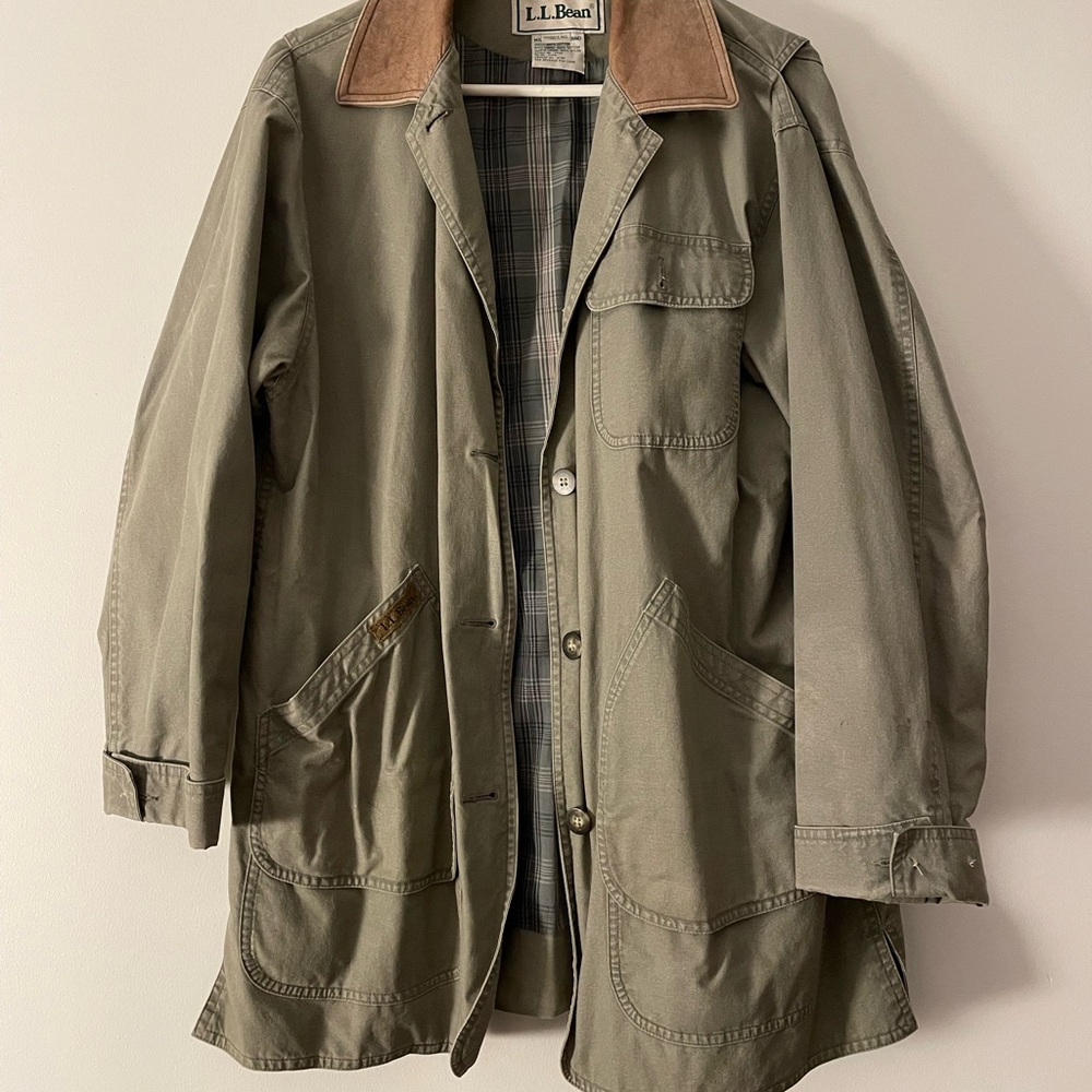 L.L. Bean Women’s Green Barn Jacket with Leather Collar
